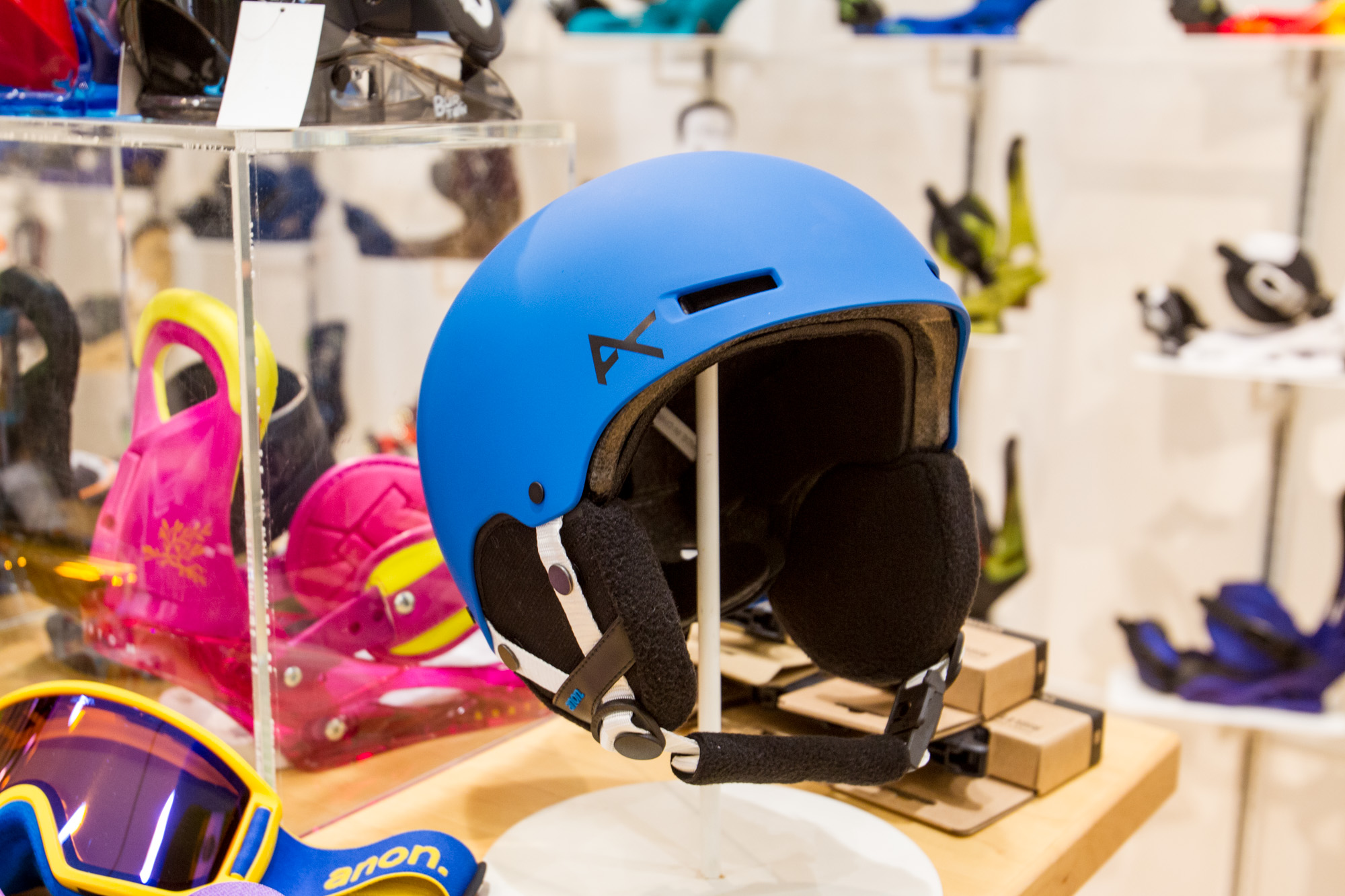Kids snowboard helmet