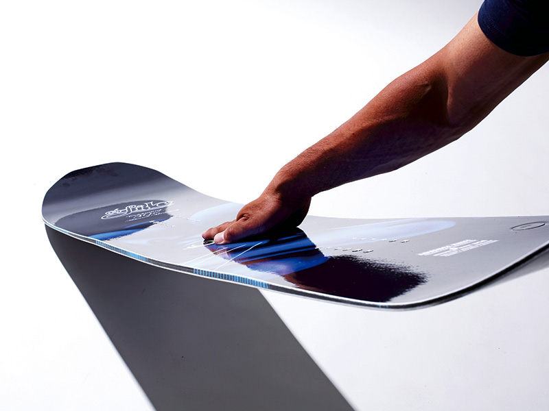 Improved for Japanese / Lightweight, soft-flex, easy-to-ride board, available in 145 sizes: 148N, 151N, 154N, 157, 5