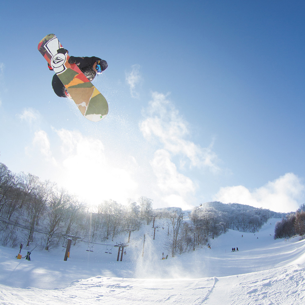 集え 雪バカ エリア最大級のパーク 雪質最高 5ヶ月営業 星野リゾート 猫魔スキー場 スノーボーディング Webメディア Sbn Freerun Japan
