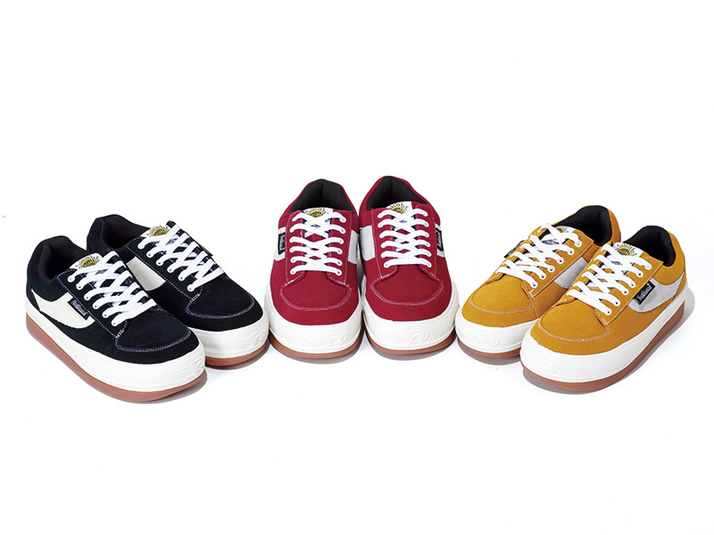 ESPRESSO Color: Black, Yellow, Red Size: 23.0～28.0cm Price: ¥16,800