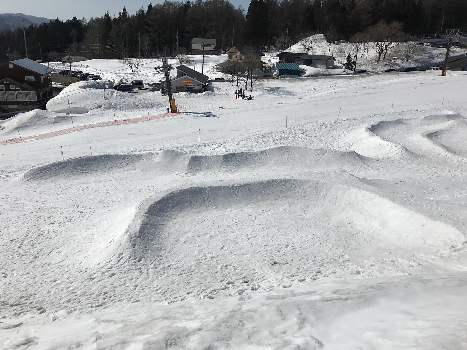 Snow skating course