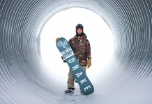 オールマウンテンをすべてこの1本で制す、工藤洸平が自らグラフィックを手がけるシグネチャーモデル『TEAM KOHEI』