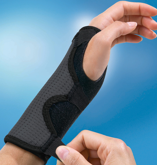 牢固地保護受傷的手腕。它可以減少跌倒時觸摸手時的衝擊並保護手腕。