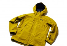 リサイクルポリエステル100%素材を使用。環境に配慮した全天候型ジャケット:patagonia