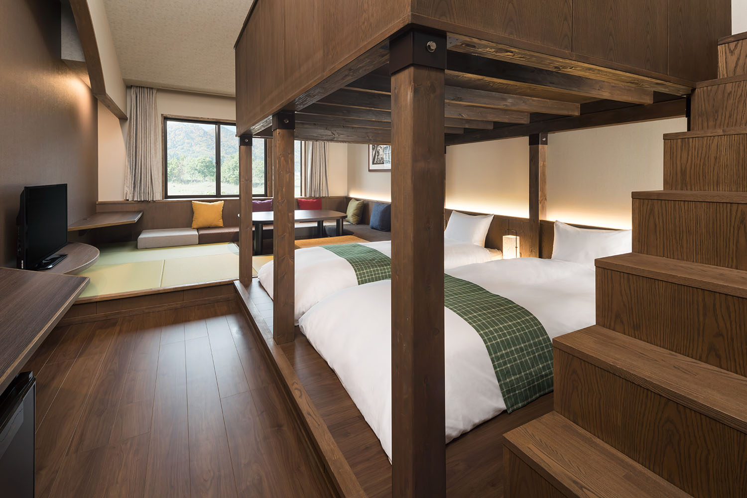 ▲ Japanese-style room with loft A Japanese-style room with a "loft bed" that can accommodate up to XNUMX people (no indoor bath / rain shower only).Ideal for families and groups.You can spend a relaxing time in the living room with a high ceiling and a bright atmosphere.