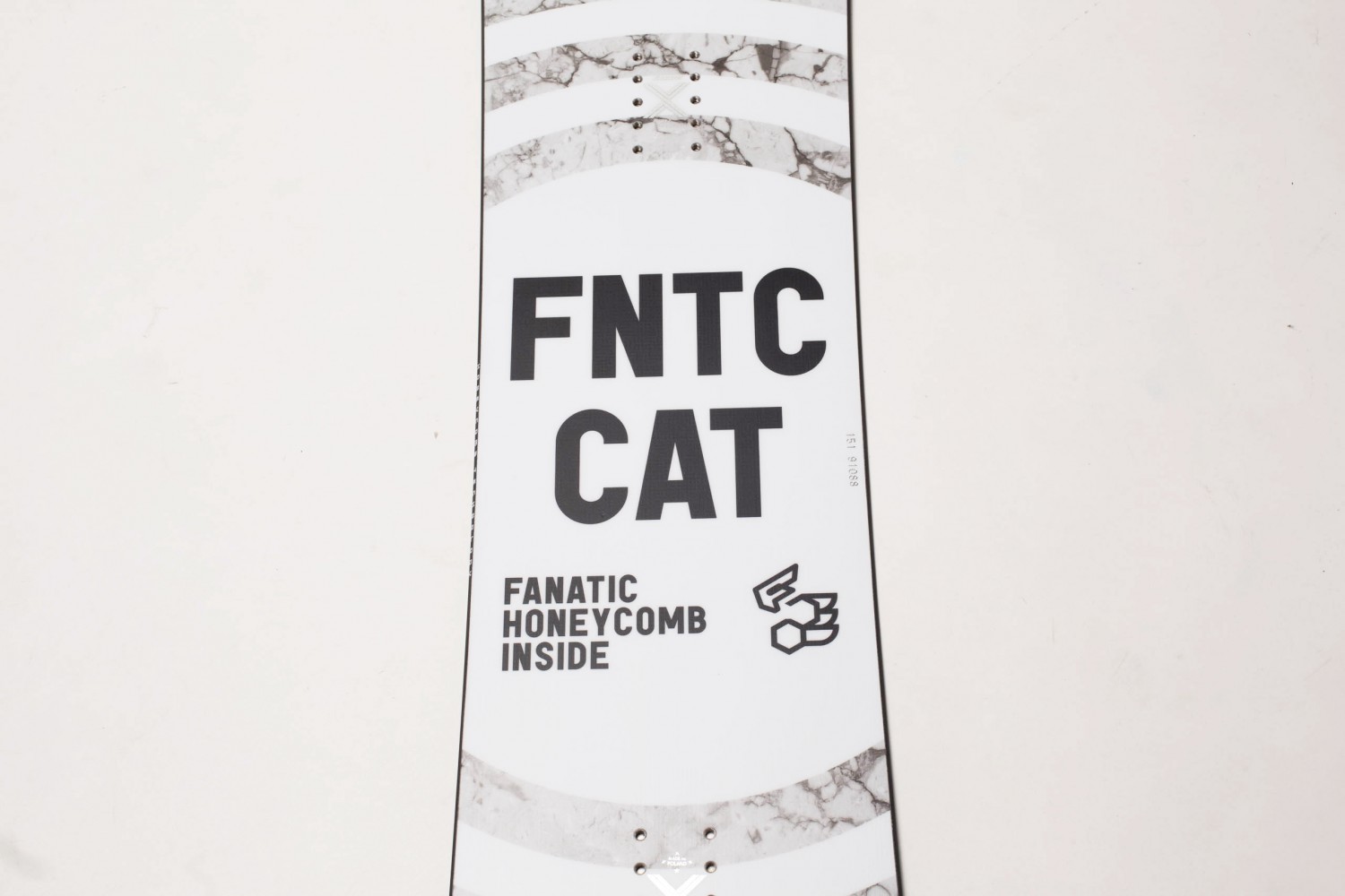 FNTCから大会で勝つための性能を凝縮した進化系グラトリ用ボード「CAT