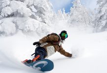 本州最北端には豊富な雪があった。 青森・八甲田を滑った布施 忠の2日間に密着。【Powered by Jeep】