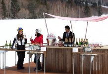 雪上でシャンパン!? 星野リゾート トマムスキー場発、絶景とシャンパンとライディングと3つの魅力がミックス