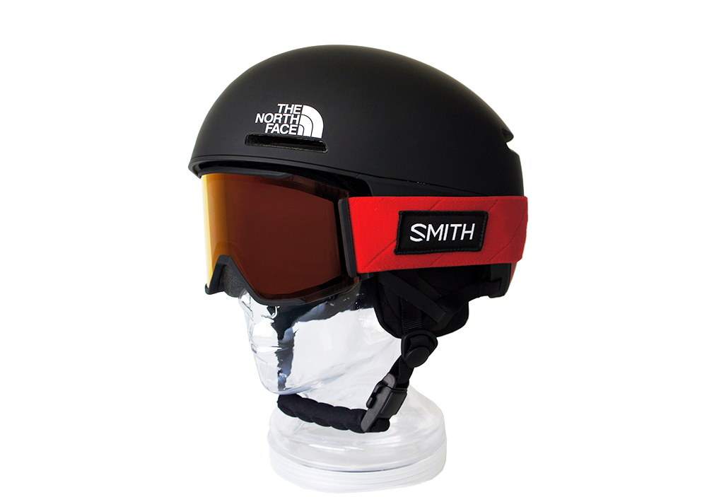 Check out The North Face collaboration color helmets and goggles