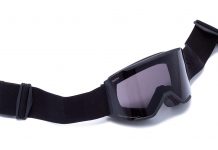 一瞬でレンズ交換が可能な平面レンズモデル「SQUAD MAG™」_SMITH OPTICS