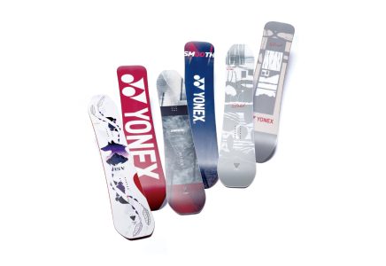 YONEX's attention-grabbing board !! 4XP / 4XP POWTWIN