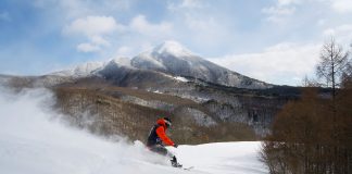 星野リゾート アルツ磐梯オープン!! コンディションもバッチリで24日(土)からはほぼ全面滑走可能!! 猫魔スキー場は早くもパウダー三昧、パークもオープン!!