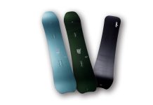 S-キャンバーを採用したスピード重視型パウダー&ハードバーンのマニュアル系カービングボード「DAYLIFE-THRUSTER」_Scooter Snowboard