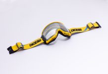 独自の換気システムと高性能レンズで絶大なる信頼性を備えた人気モデル「BANK」_DICE