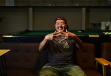 安藤“ANDY”健次シグネチャーモデル「ANDY x DAYZE WARPIG」誕生!