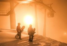 石打丸山のナイターを知らないなんてモグリだぜ!?雪が降った夜こそ滑るべき、ナイターパウダーの快感。