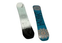 軽量で柔らかめでありながらも、十分な反発力と安定性を備えた『LOUVE」_SABRINA SNOWBOARDS