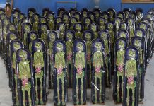 LIBTECHの伝説のボード『BIRDMAN』がリ・テンプレートされ、群馬のプロショップ・トリックスターから別注リリース。