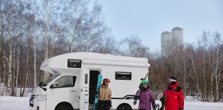 【トマム&OMO7旭川】 自由なスノーボードトリップへ 『北海道パウダーベルトをめぐるキャンピングカープラン』