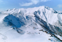 究極のパウダーを、最高の安全とともに。 Mt.Tが挑む「救助の空白をゼロにする」プロジェクトが群馬県警から表彰