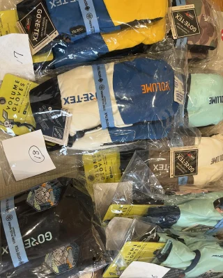VOLUME GLOVES（ボリュームグローブ） | スノーボーディング WEB