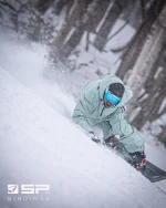 大人 可愛い 服  スノーボーディング WEBメディア SBN FREERUN JAPAN スノーボード